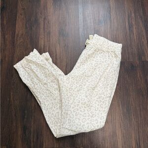 Old Navy Cream Leopard Print Pants